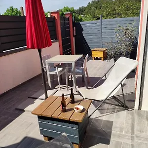  Hébergement de vacances Pause Détente à L'escale D'aubagne France